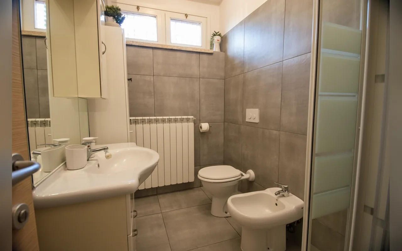 Camera con bagno privato — Casa Maddy Chianti, Castellina in Chianti (Toscana) (foto 18)